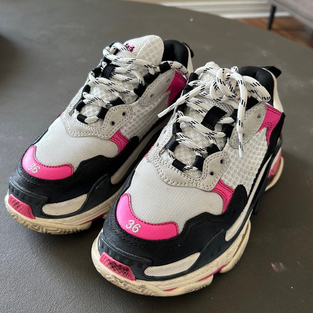 Balenciaga original triple s sneakers